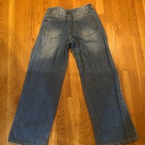 Forever 21 Relaxed Fit Blue Jeans